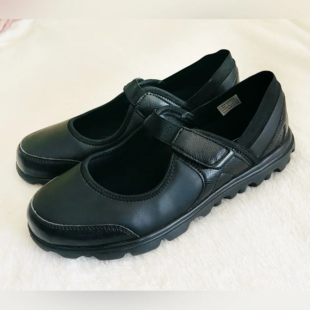 New Propet Black Flats & Loafers women’s Sz‎ 12